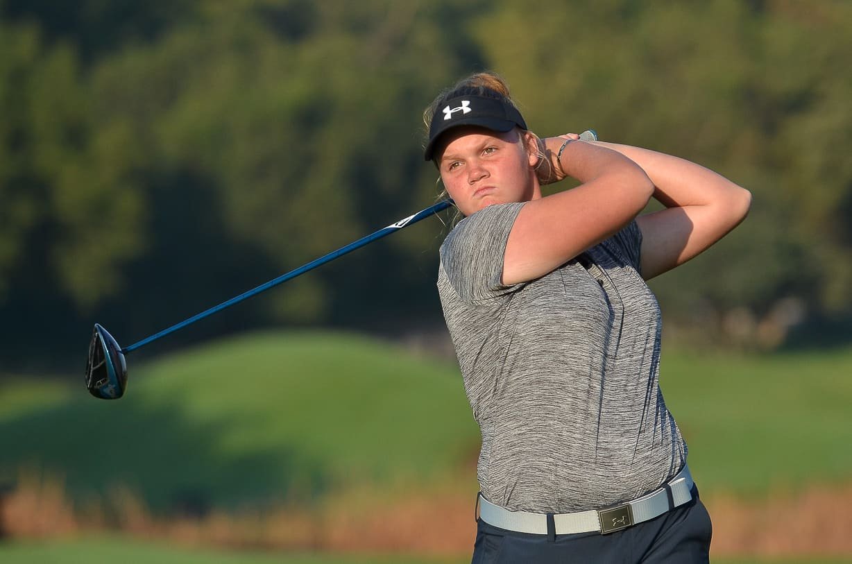 Golf RSA | Floyd fires into Nomads SA Girls lead