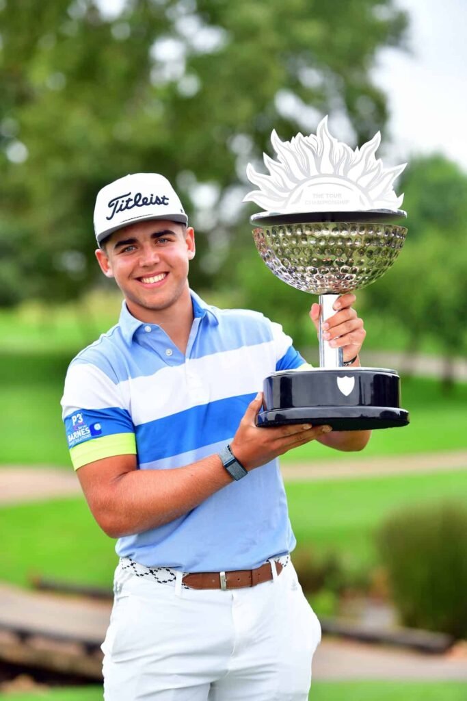 Golf RSA | Breaking through